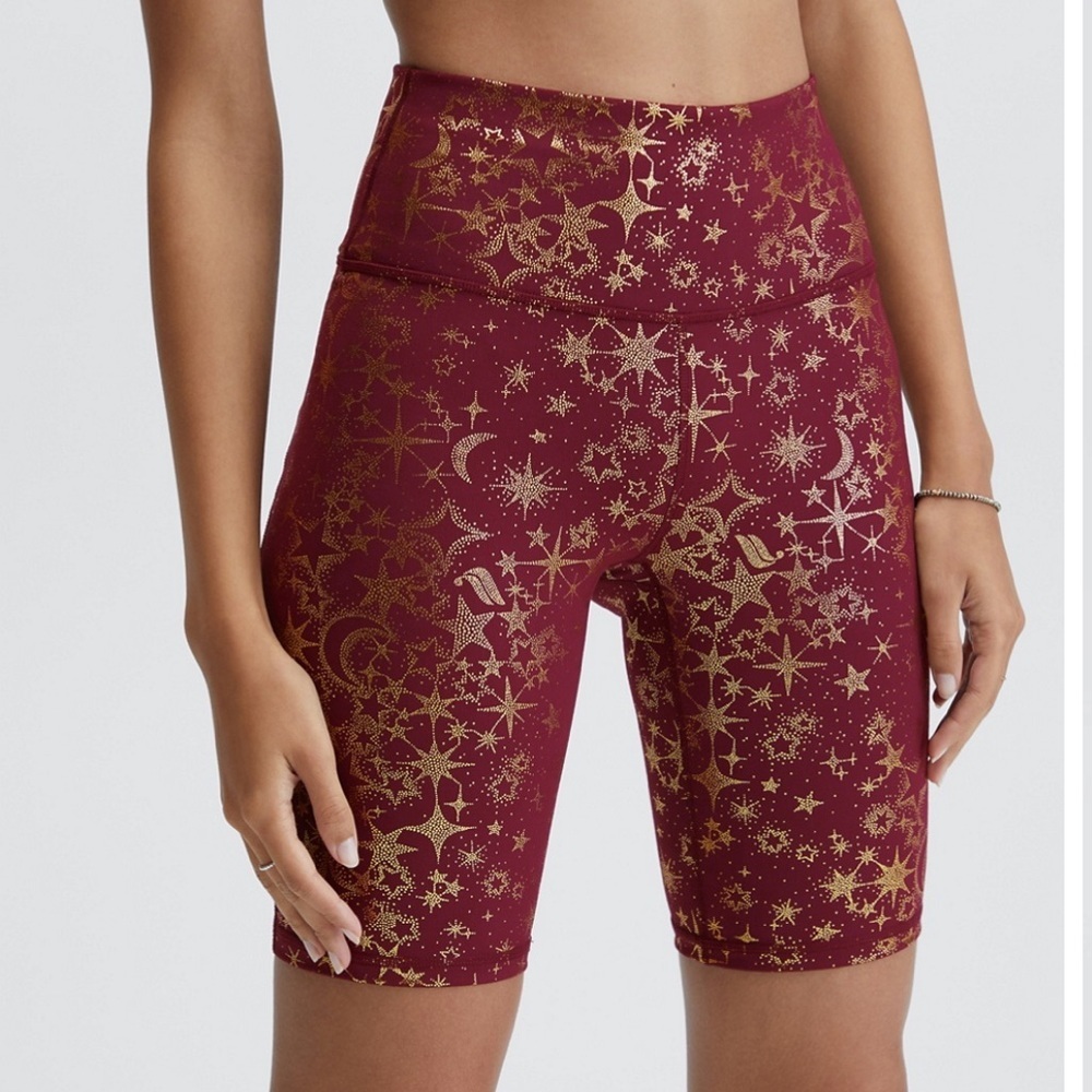 Fabletics Define Powerhold High Waisted 9” Bike Short Celestial Stars Size Small